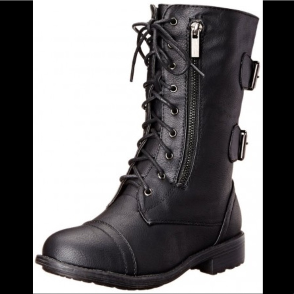 LOLA SHOETIQUE | COMBAT BOOTS